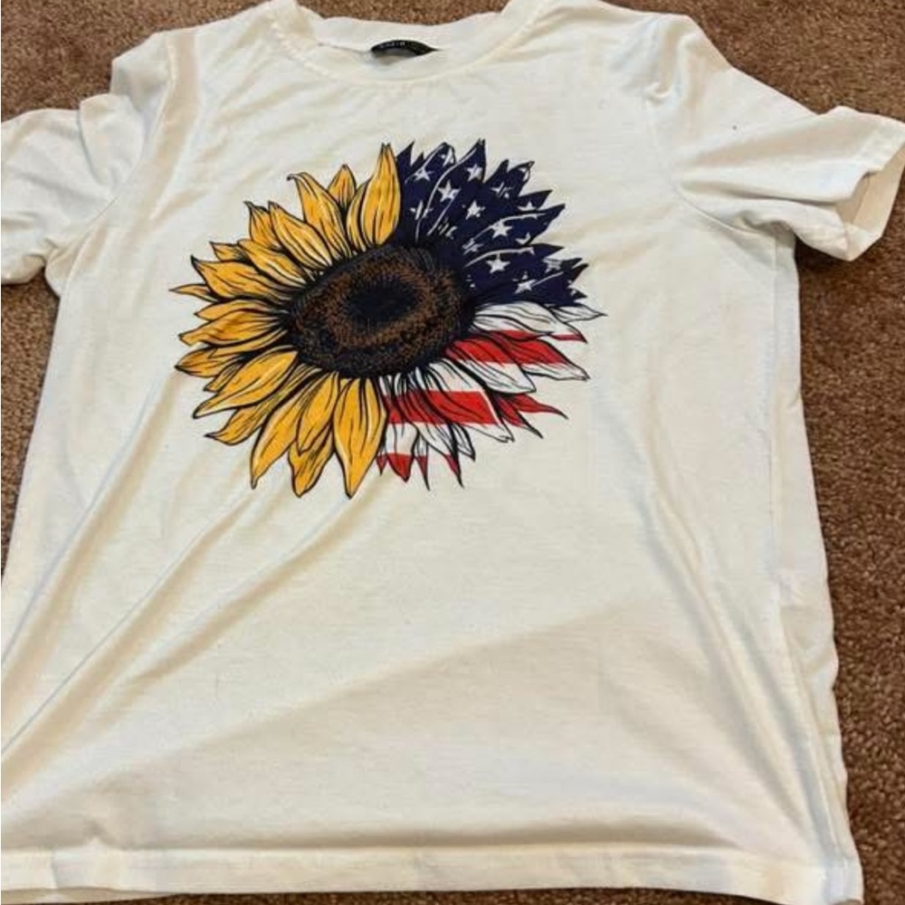 Sunflower American Flag Graphic T-Shirt